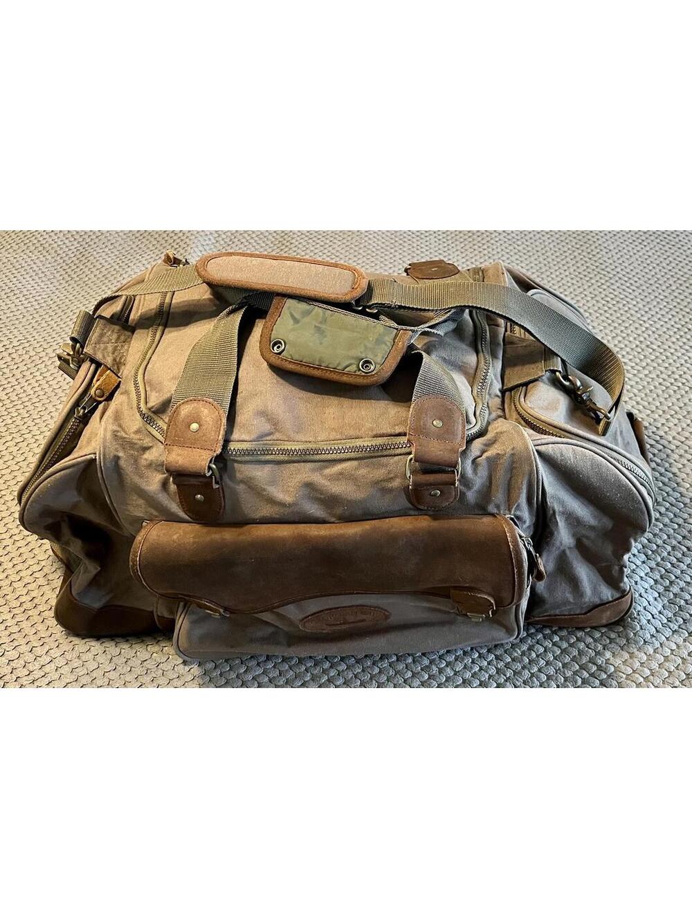 VTG High Sierra 24" Green Brown Leather Trim Canvas Duffle Bag Travel Carry On
